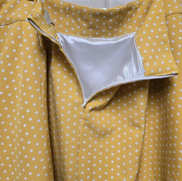 Modcloth Womens Yellow Polka Dot A-Line Swing Belted Skirt Plus Size 2X Pockets - Picture 10 of 13